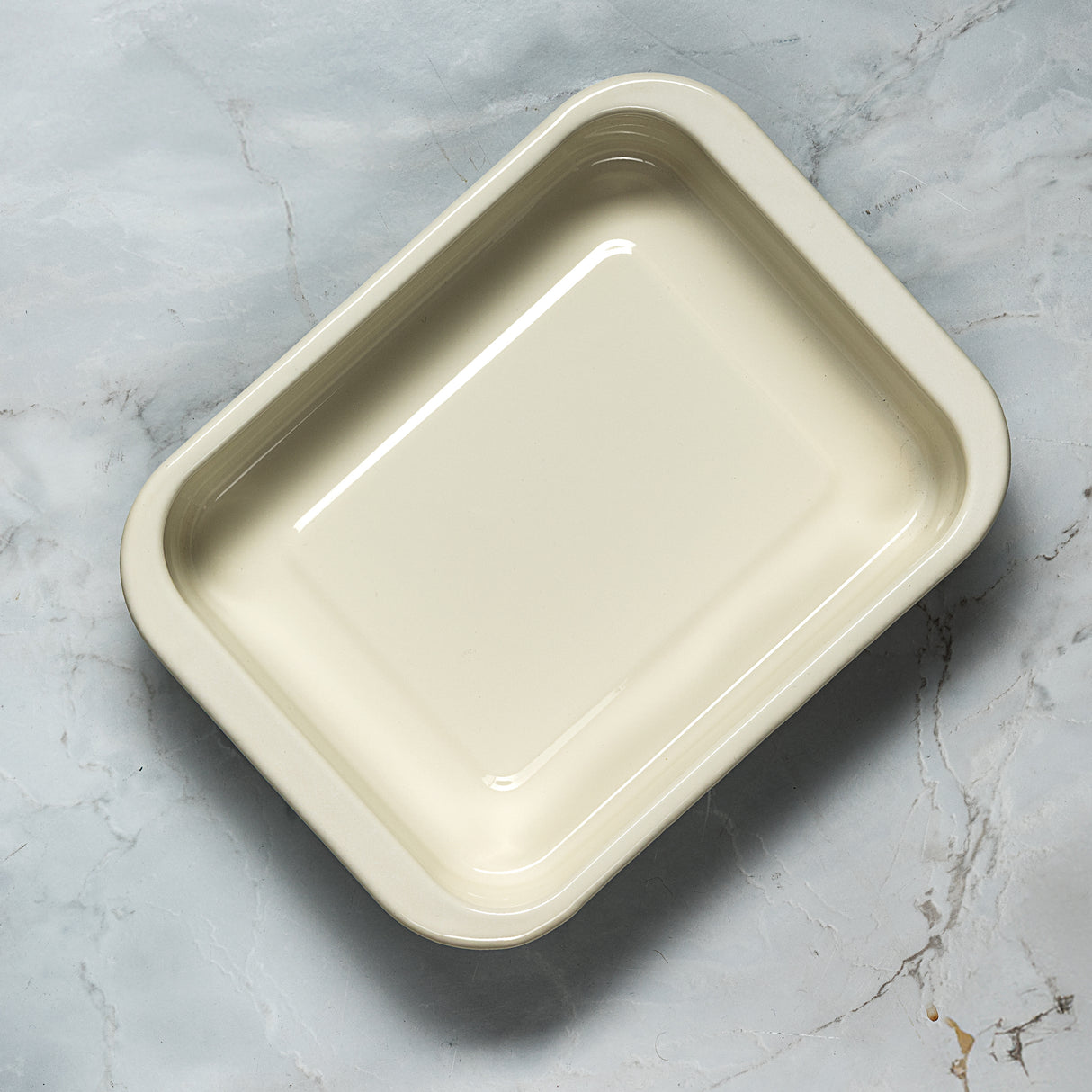 J&L 29cm Small Enamel Roasting Tin, Sage Green & Cream