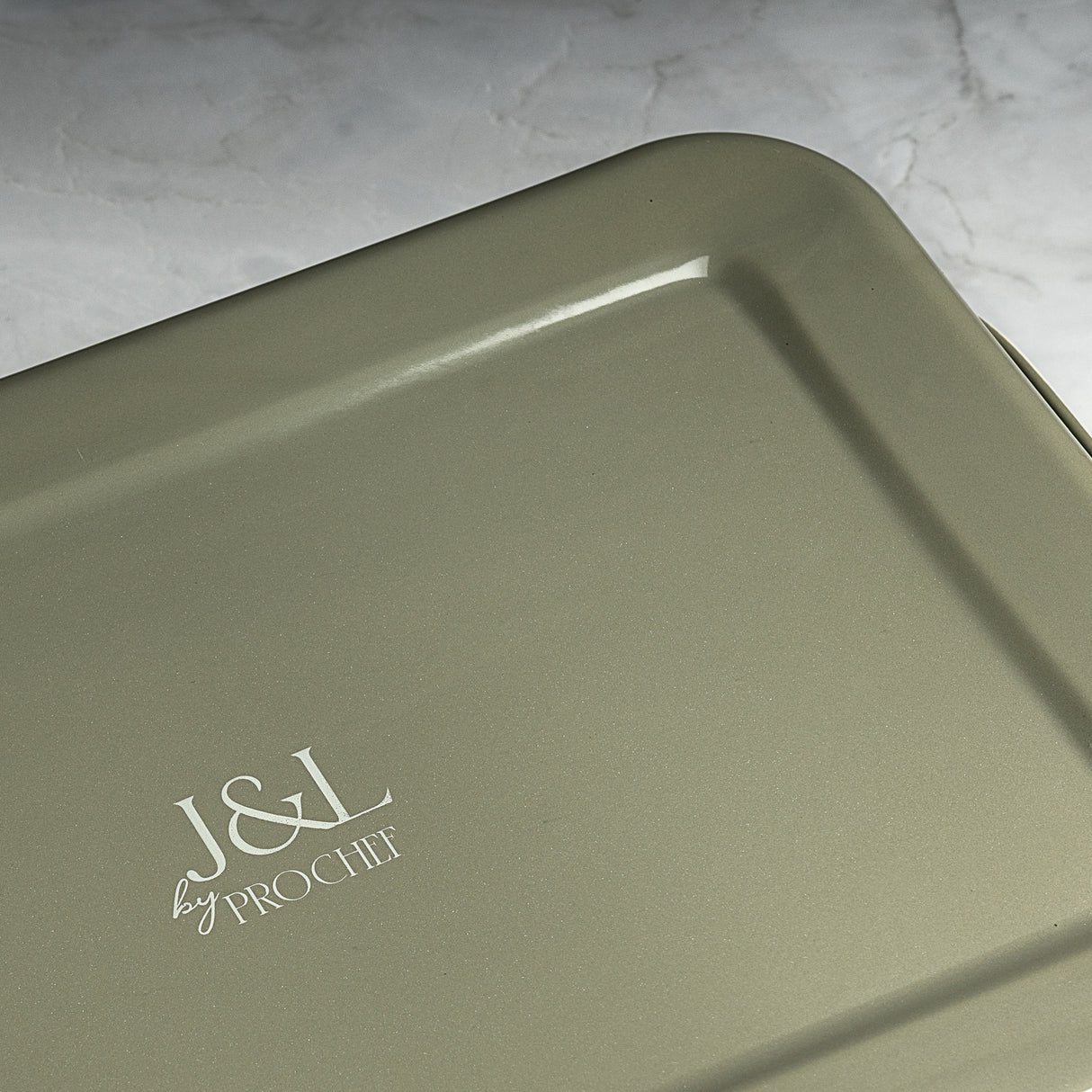 J&L 3-Piece Enamel Oven Tray Set, Sage Green & Cream