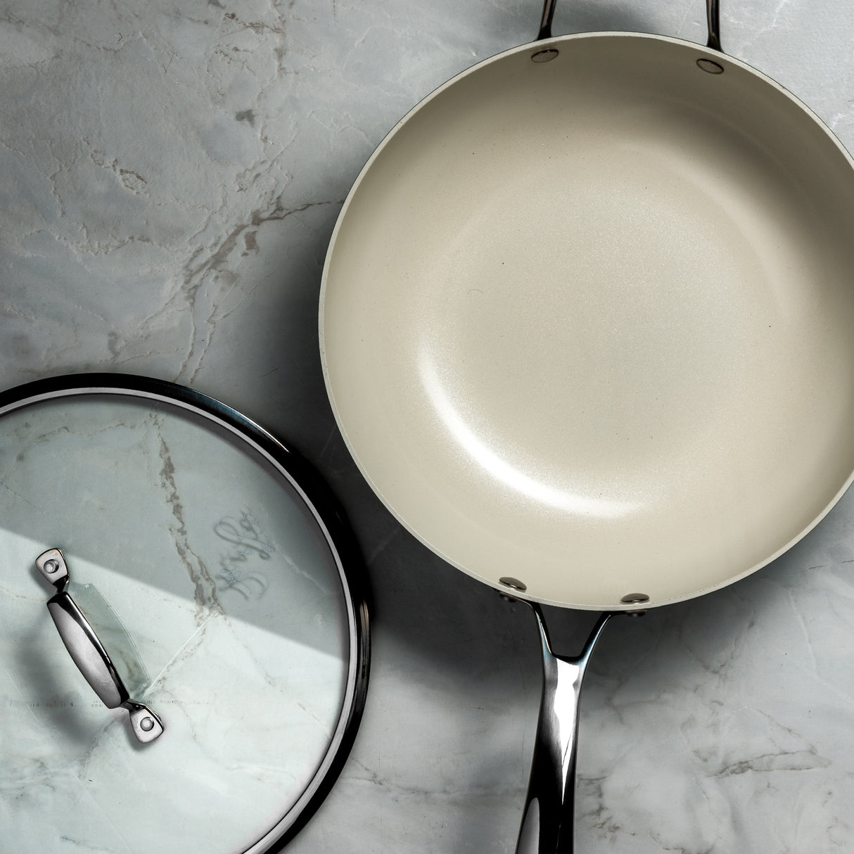 J&L 'Signature' 28cm Ceramic-Coated Wok with Lid, Sage Green